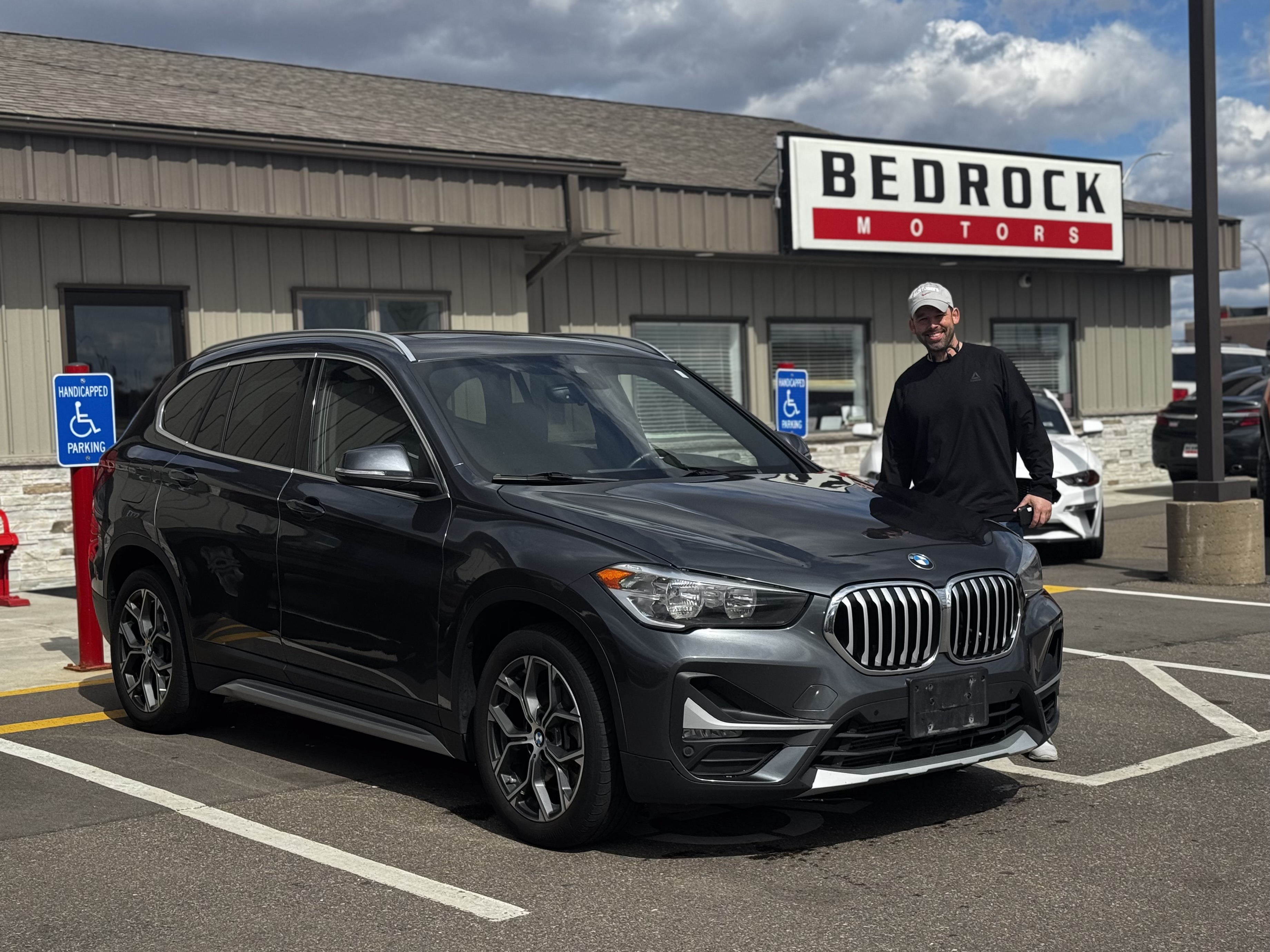 Used 2020 BMW X1 xDrive28i w/ Convenience Package AWD/4WD image 10