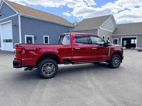 Used 2025 Ford F350 Platinum w/ Platinum Plus Package AWD/4WD image 2