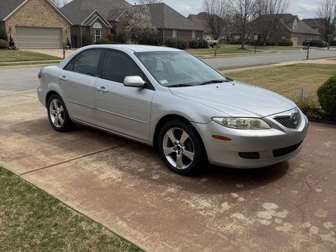 Used 2005 MAZDA MAZDA6 i image 1