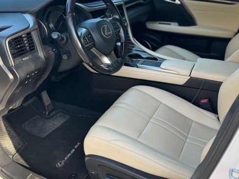 Used 2021 Lexus RX 350L Luxury w/ Accessory Package FWD image 8