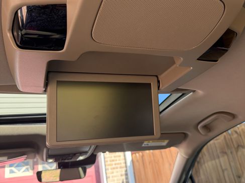 Used 2019 Honda Pilot Elite image 12