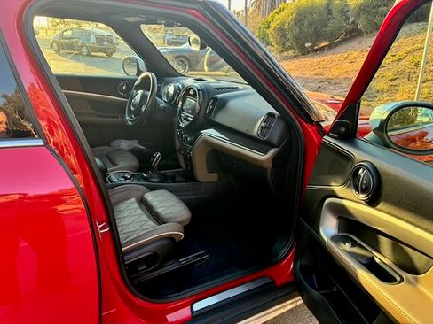 Used 2020 MINI Cooper Countryman S w/ Driver Assistance Package FWD image 9