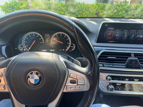 Used 2016 BMW 740i RWD image 5