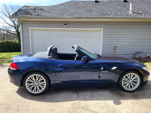 Used 2013 BMW Z4 sDrive35i image 11