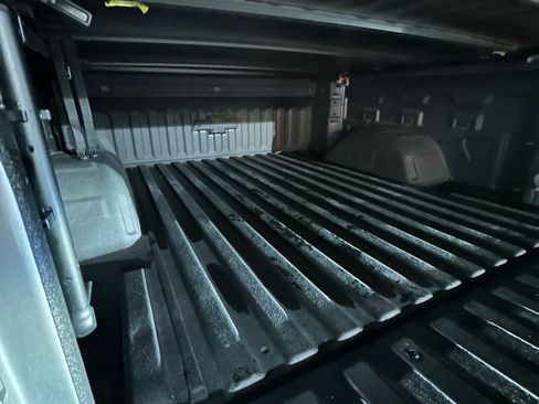 Used 2024 Chevrolet Silverado 1500 LTZ image 6