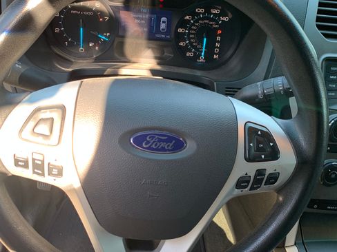 Used 2015 Ford Explorer 4WD image 8