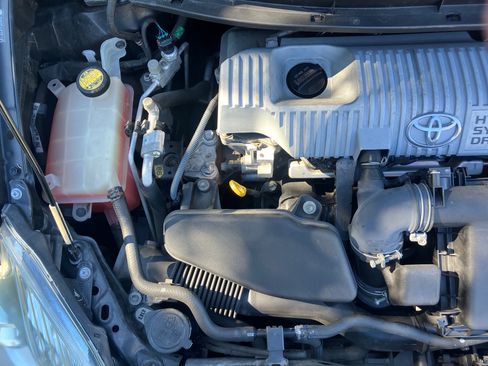 Used 2010 Toyota Prius Five image 12