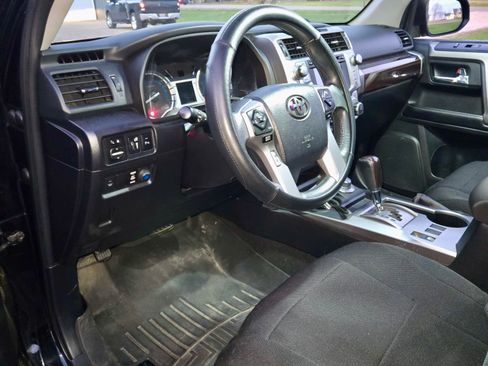 Used 2016 Toyota 4Runner Limited image 9
