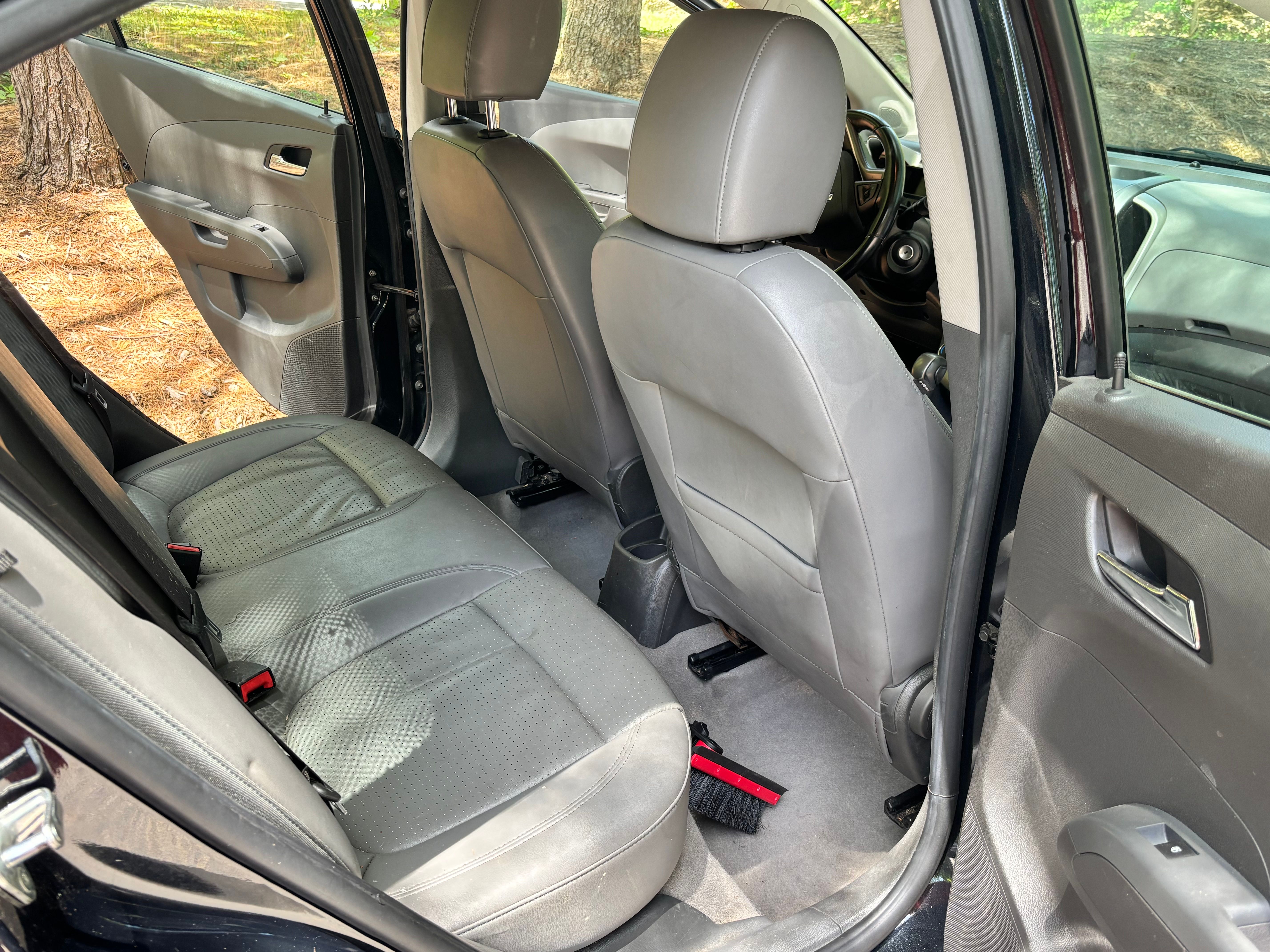 Used 2013 Chevrolet Sonic LTZ FWD image 4