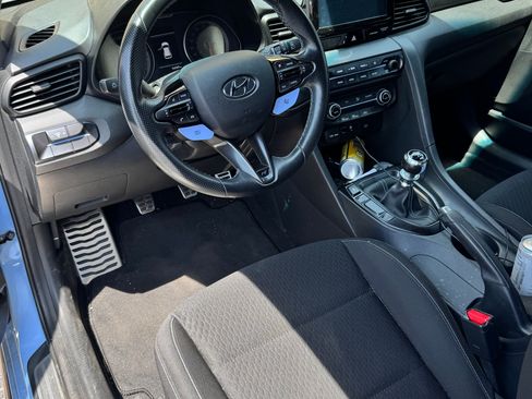 Used 2020 Hyundai Veloster N w/ Performance Package FWD image 2