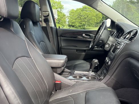 Used 2017 Buick Enclave Leather AWD/4WD image 14
