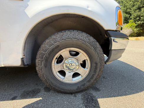 Used 2001 Ford F150 2WD SuperCab image 5