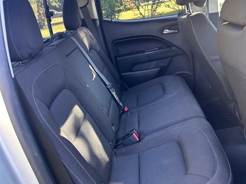 Used 2017 Chevrolet Colorado LT w/ LT Convenience Package AWD/4WD image 9