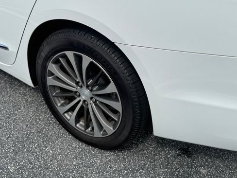 Used 2019 Buick LaCrosse Preferred FWD image 10