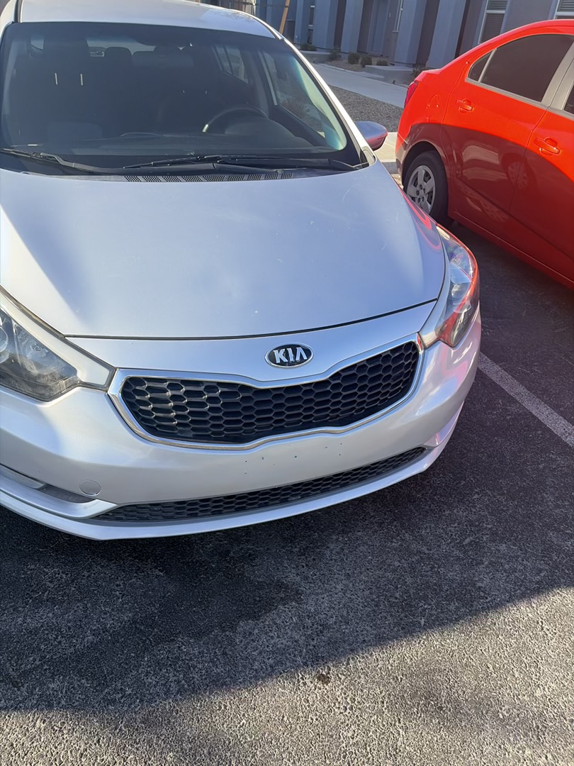 Used 2016 Kia Forte LX FWD image 2