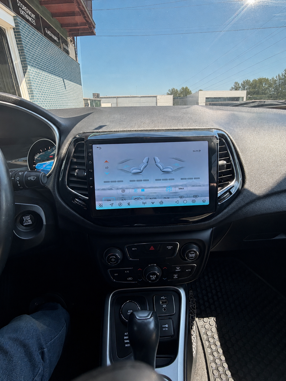 Used 2019 Jeep Compass Latitude w/ Popular Equipment Group AWD/4WD image 18