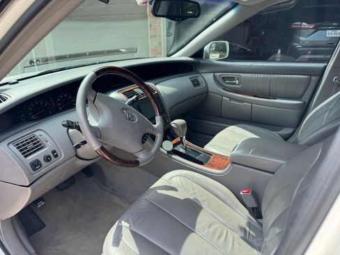 Used 2003 Toyota Avalon XLS FWD image 11