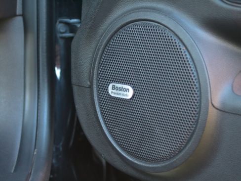 Used 2010 Chevrolet Camaro SS w/ RS Package image 15