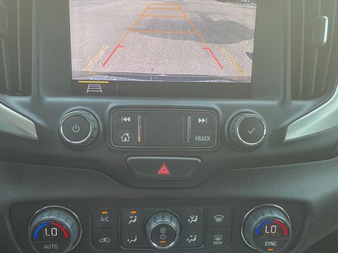 Used 2020 GMC Terrain SLT w/ Preferred Package image 6