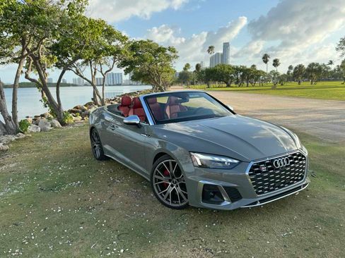 Used 2021 Audi S5 Premium Plus w/ Premium Plus Package image 2