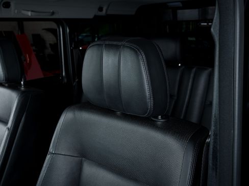 Used 2016 Mercedes-Benz G 550 image 12