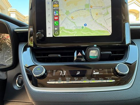 Used 2025 Toyota Corolla LE image 10