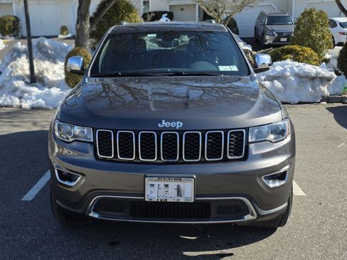 Used 2019 Jeep Grand Cherokee Limited image 6