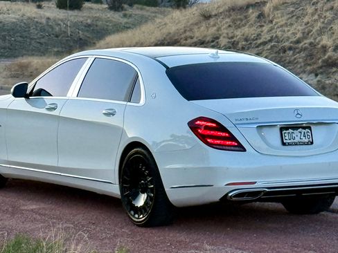 Used 2020 Mercedes-Benz Maybach S 560 4MATIC image 10