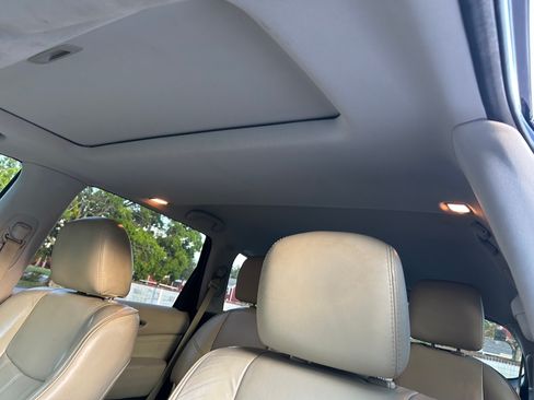 Used 2015 INFINITI QX60 AWD w/ Premium Package image 17