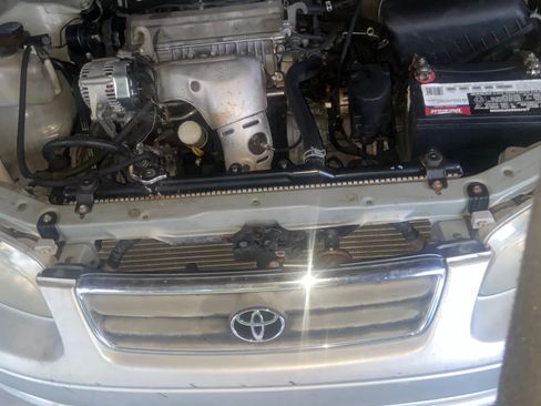 Used 2001 Toyota Camry LE FWD image 10