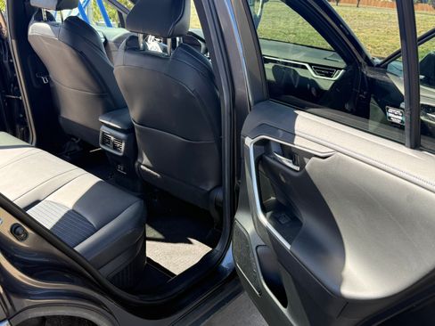 Used 2021 Toyota RAV4 XSE AWD/4WD image 12