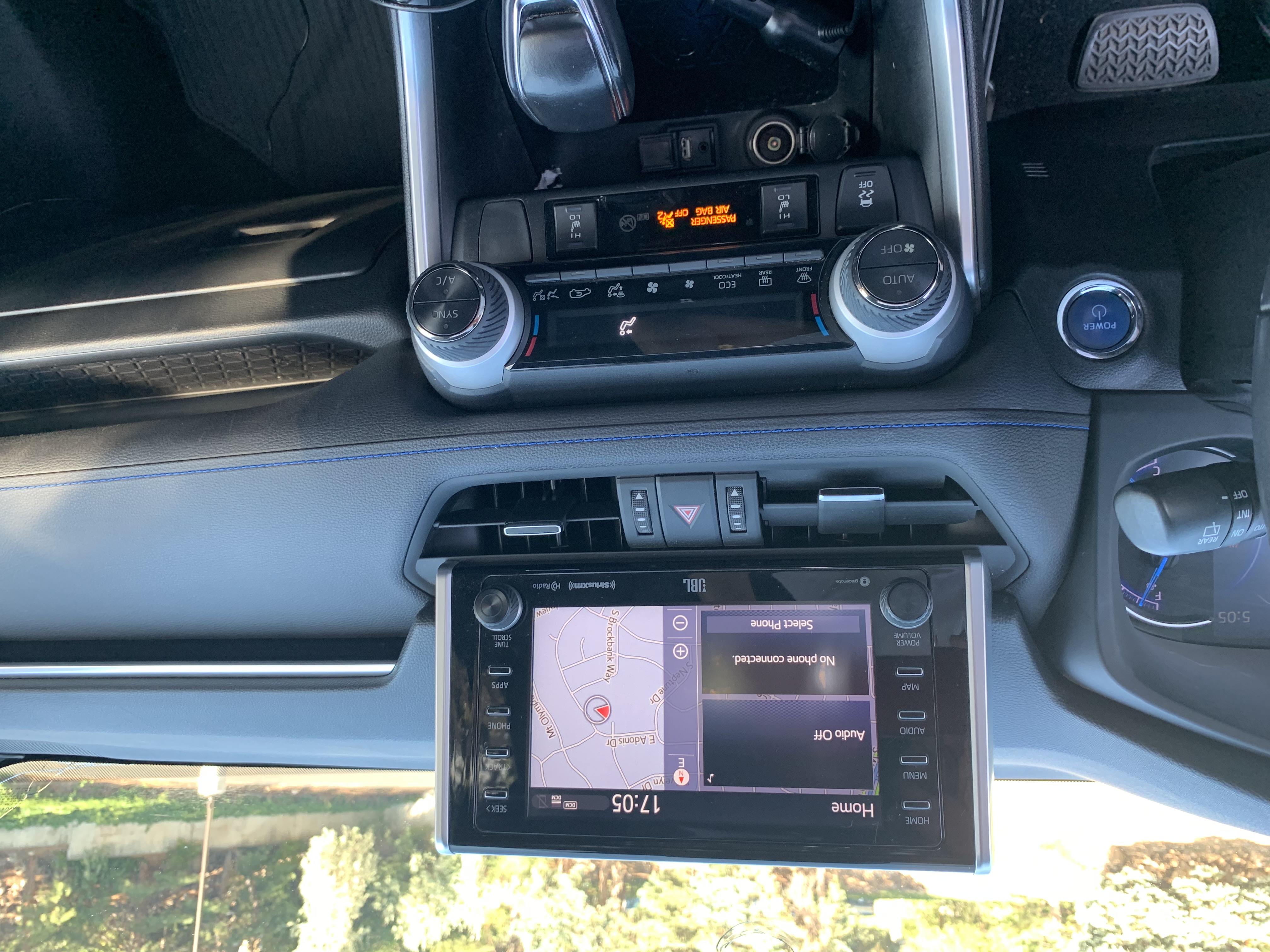 Used 2019 Toyota RAV4 XSE AWD/4WD image 15