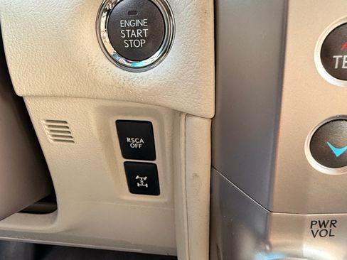 Used 2013 Lexus GX 460 460 Sport Utility 4D image 12