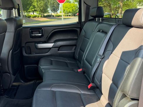 Used 2014 Chevrolet Silverado 1500 LTZ Z71 w/ LTZ Plus Package AWD/4WD image 4