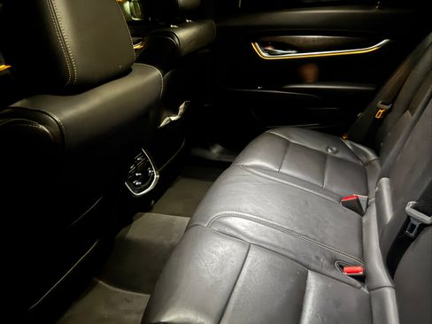 Used 2018 Cadillac XTS Luxury FWD image 30