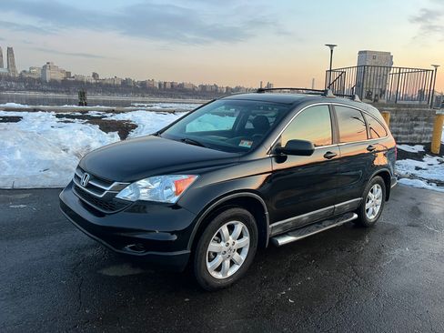 Used 2010 Honda CR-V LX image 1