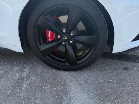 Used 2015 Ford Mustang GT image 13