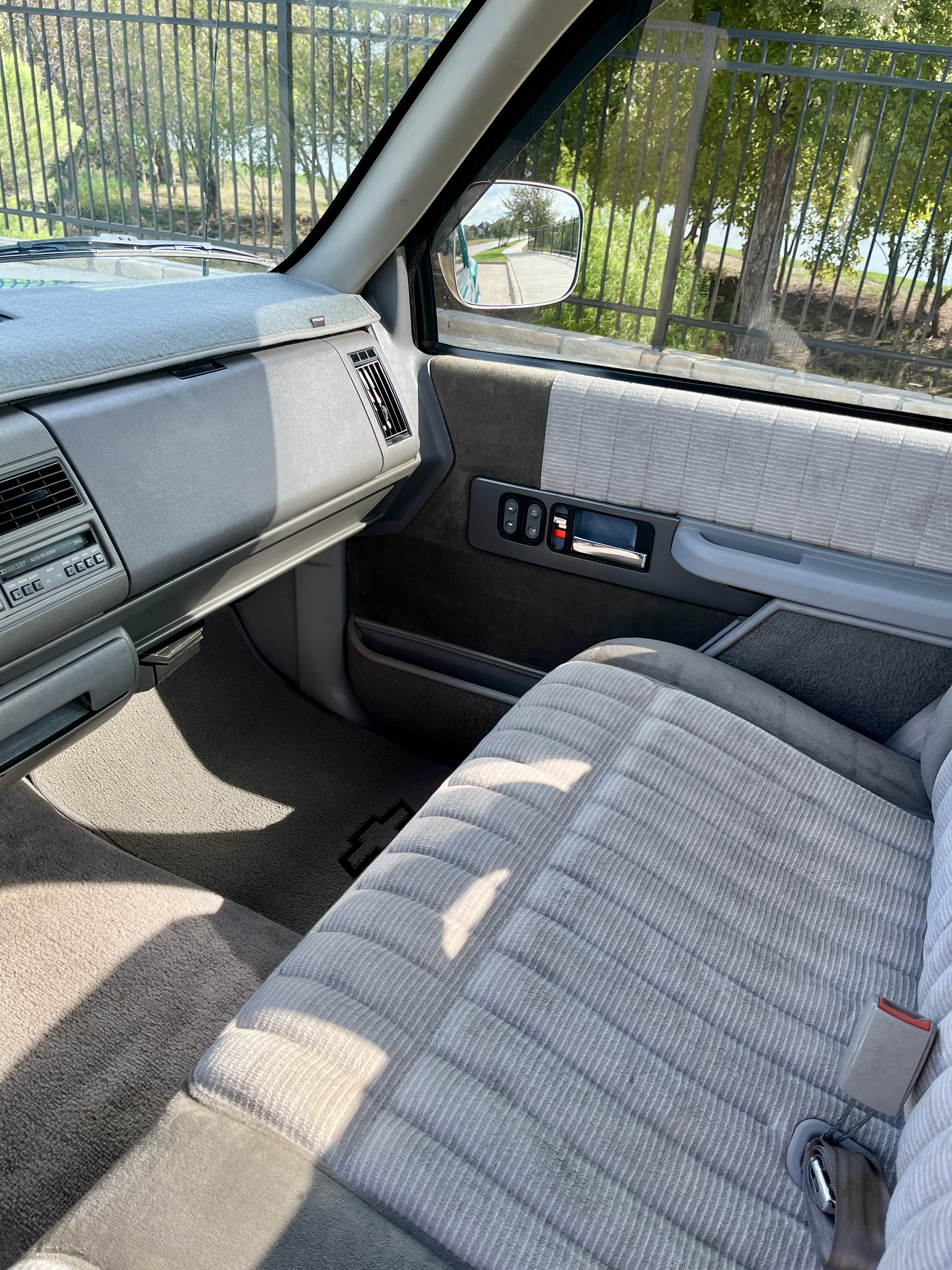 Used 1994 Chevrolet Silverado 1500 2WD Regular Cab image 12