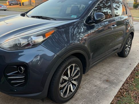 Used 2017 Kia Sportage EX w/ EX Technology Package image 6