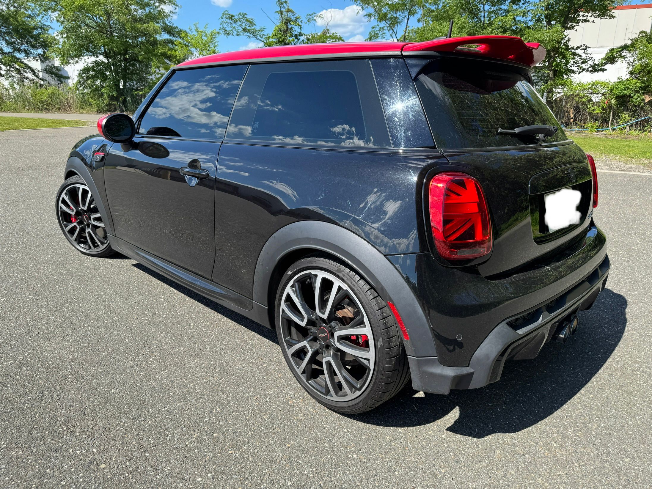Used 2022 MINI Cooper John Cooper Works FWD image 9
