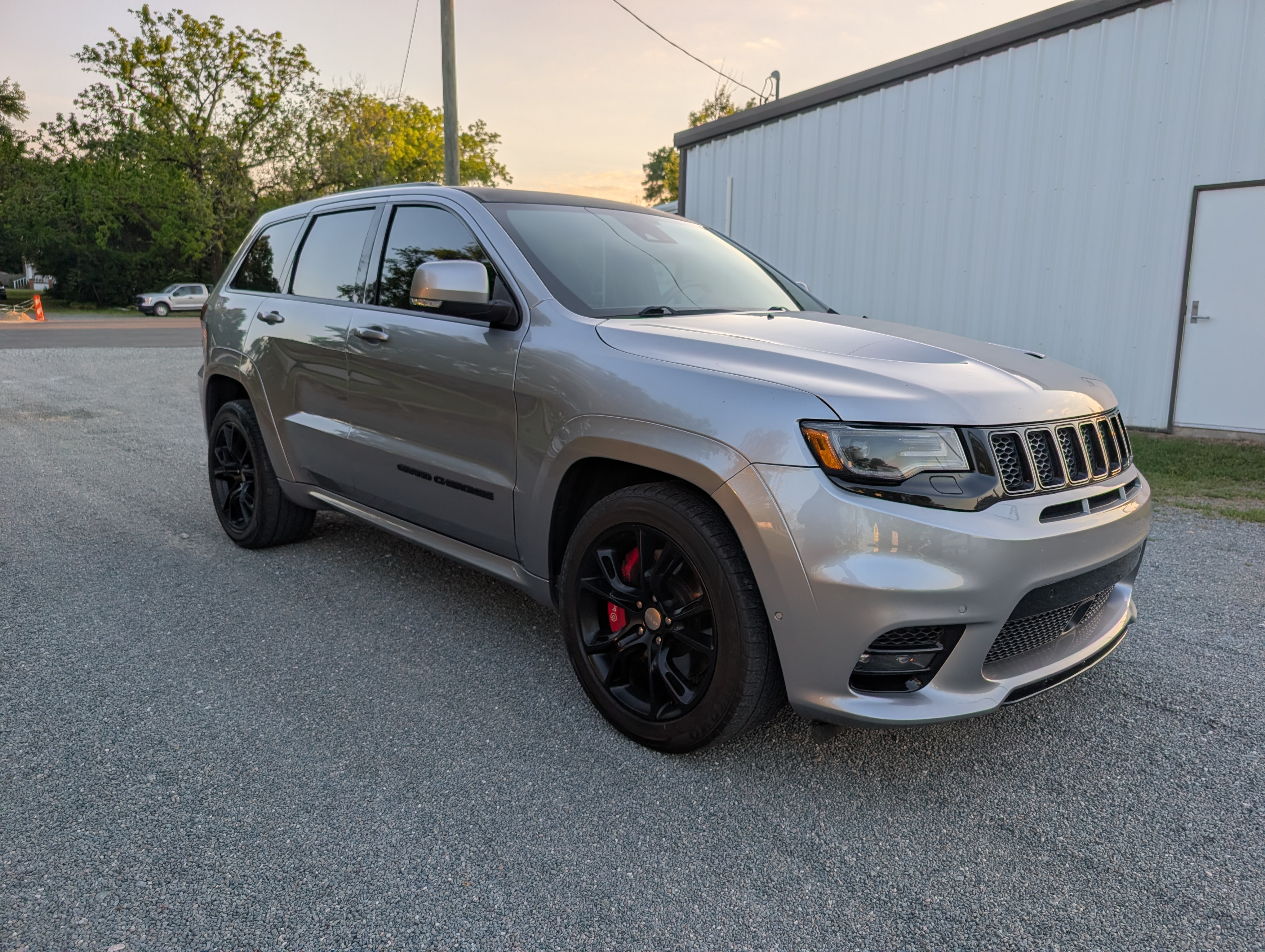 Used 2018 Jeep Grand Cherokee SRT AWD/4WD image 4
