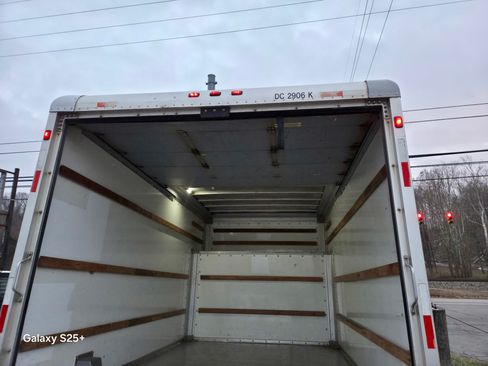 Used 2007 Ford E-450 and Econoline 450 image 5