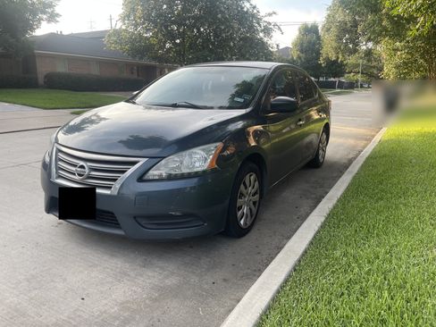 Used 2013 Nissan Sentra SV FWD image 11