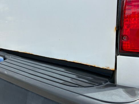 Used 2002 Toyota Tacoma 4x4 Xtracab V6 image 10