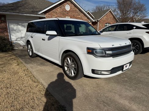 Used 2019 Ford Flex Limited image 2