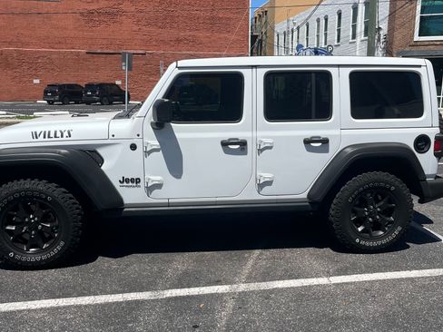 Used 2021 Jeep Wrangler Unlimited Sport AWD/4WD image 1
