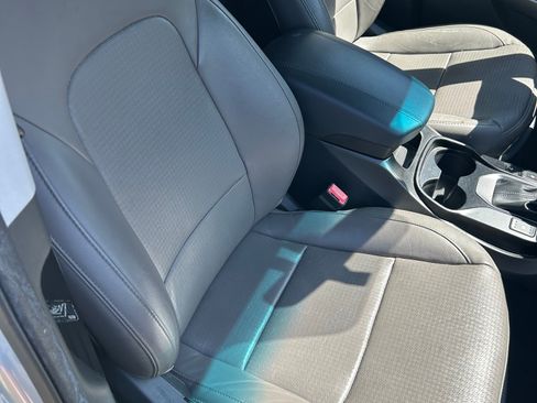 Used 2015 Hyundai Santa Fe Sport w/ Option Group 04 FWD image 27