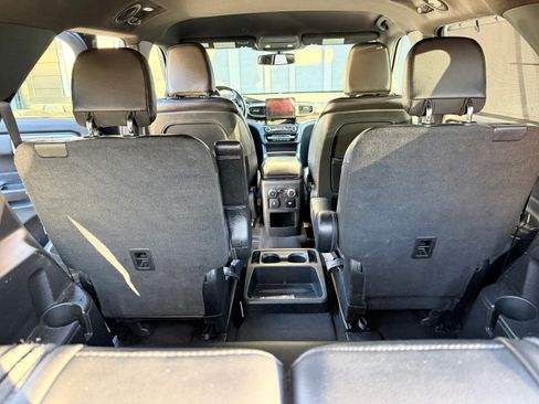 Used 2020 Ford Explorer Limited AWD/4WD image 13