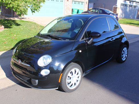 Used 2015 FIAT 500 Pop image 2