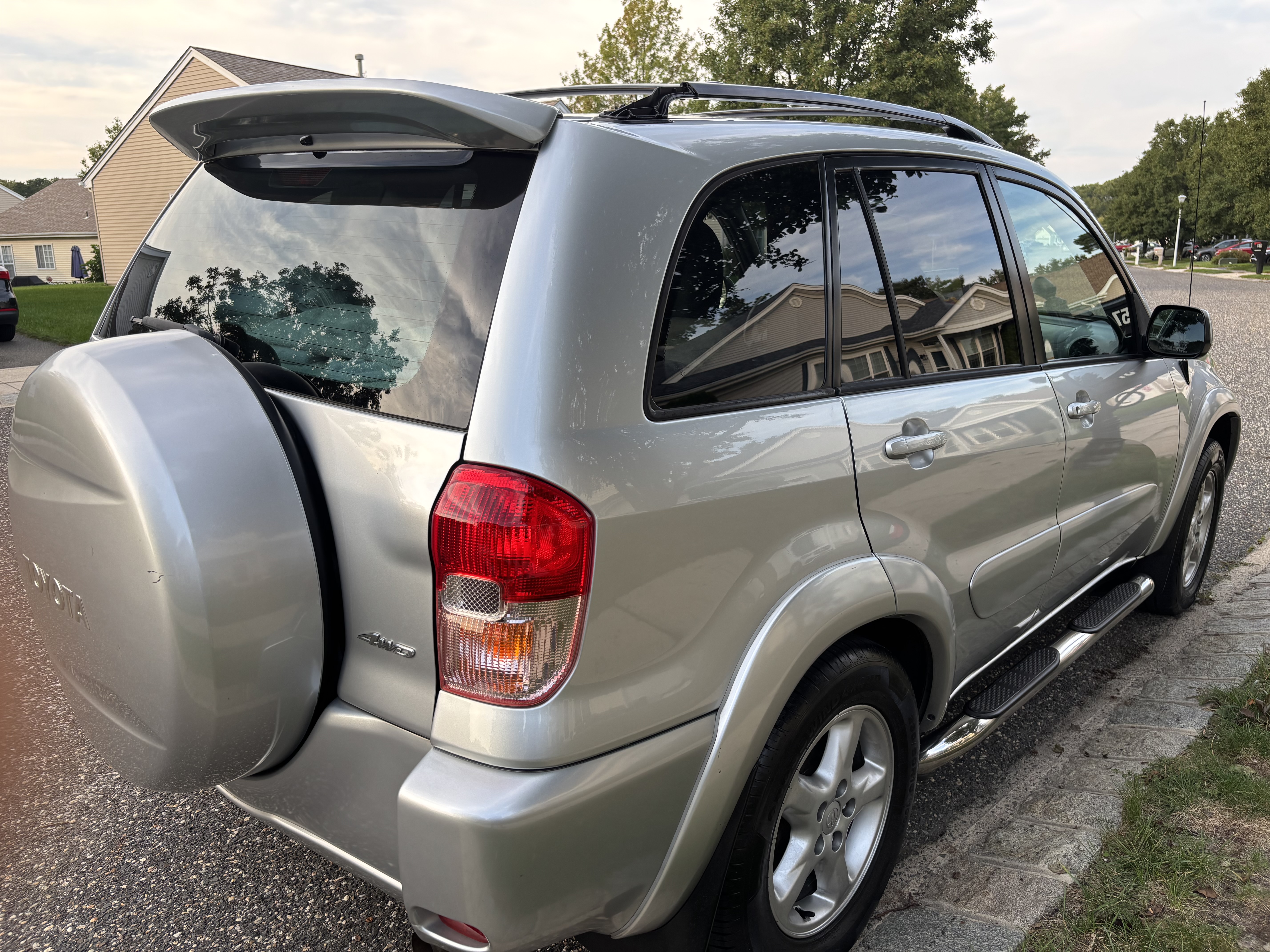 Used 2003 Toyota RAV4 4WD image 4